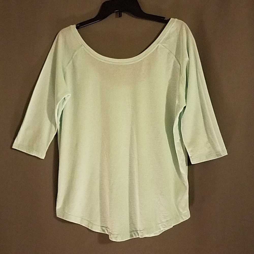 Fabletics Top - Picture 2 of 6